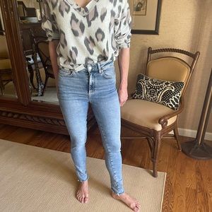 Free the People High Waisted Skinny Jeans.  Like new condition.  Size 26.